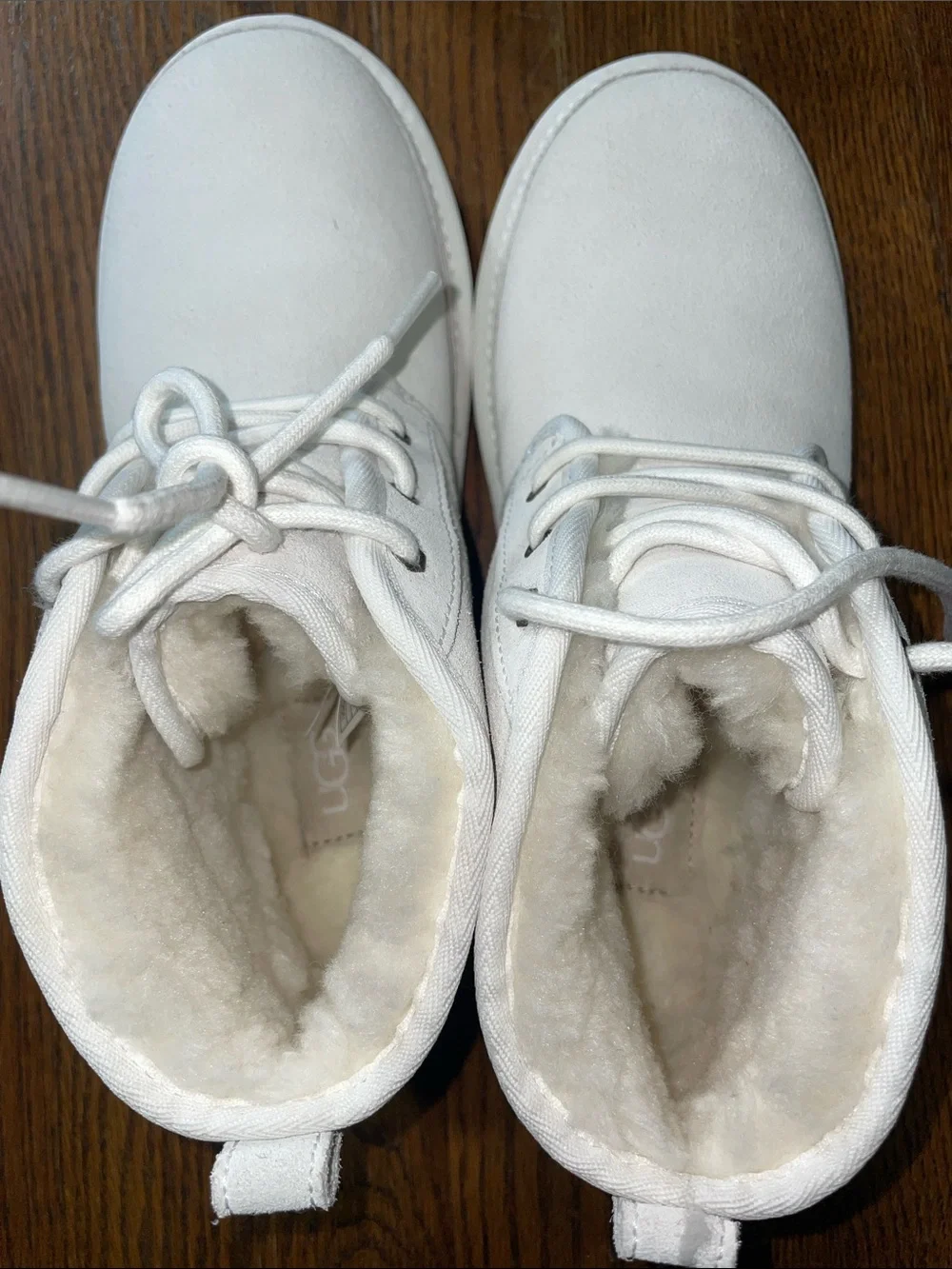 UGG Neumel Chukka boot NIB